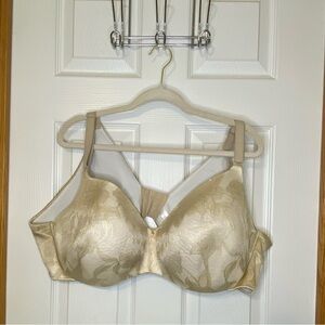 Lane Bryant lightly lined balconette, back smoothing bra. Size 50DD